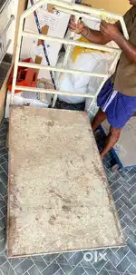 Weight loading trolley witg wheel