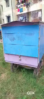 Mobile canteen,