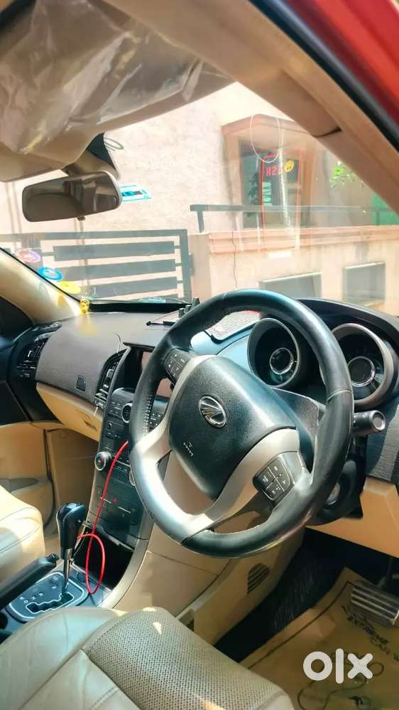 Mahindra XUV500 2018 Petrol 105000 Km Driven