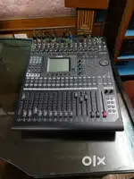 Digital Audio Mixing Console O1V96i