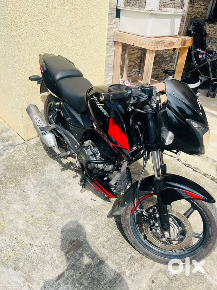 Pulser 150 in exllent condition