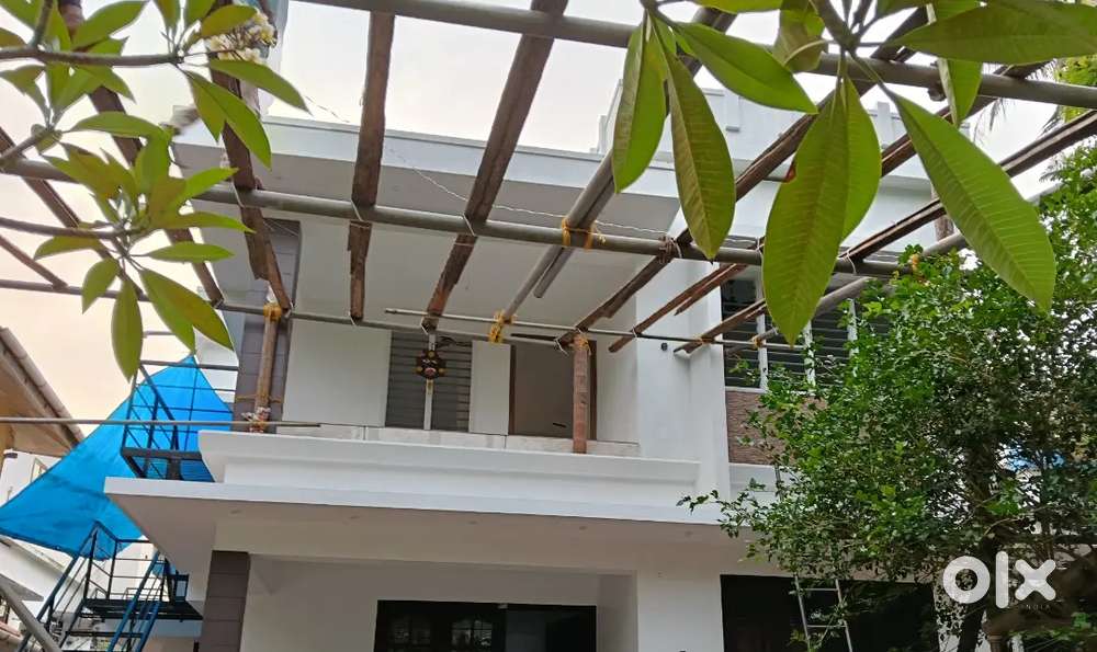 2Bhk new upstair house for rent near mims hospital, Kozhikode.