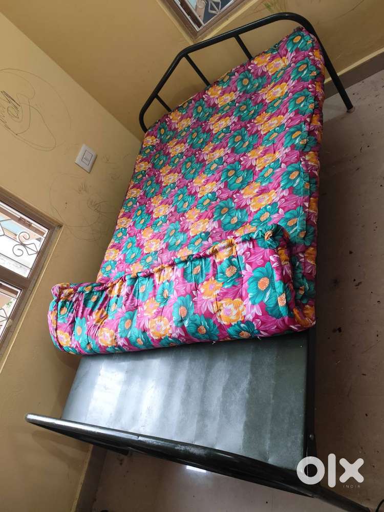Cot with Mattress