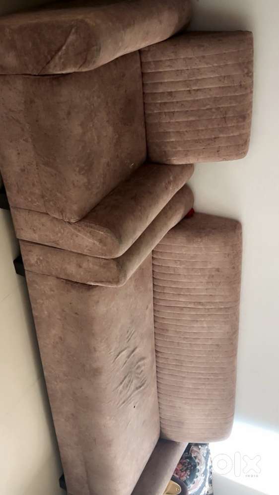 3 seater sofa with 1  single sitting chair