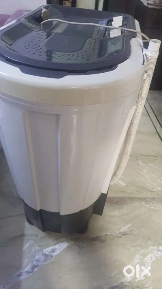 Semi Automatic Washing Machine