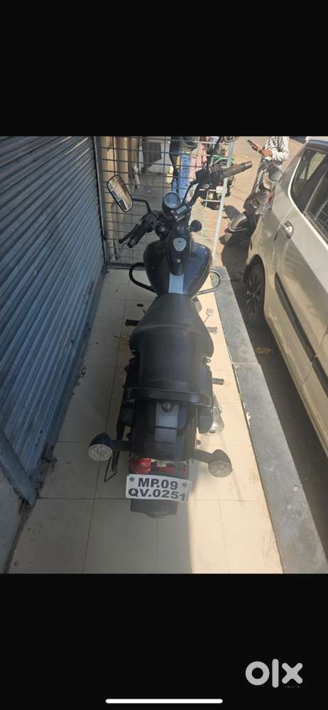 Avenger 220 Best and fresh condition single hand