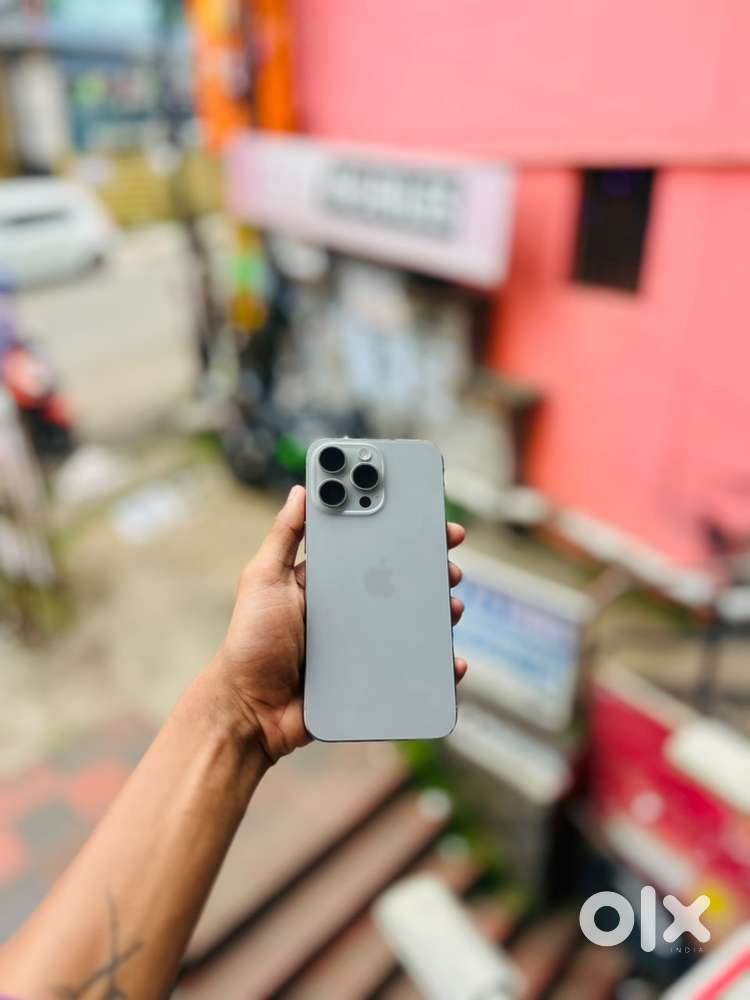 iphone 15 pro max 256 GB 89% Bh Brand new Condition Phone Only