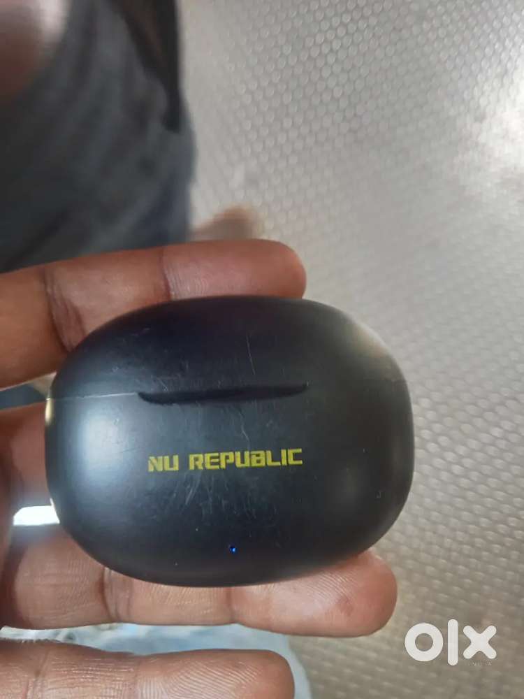 Nu republic earbuds