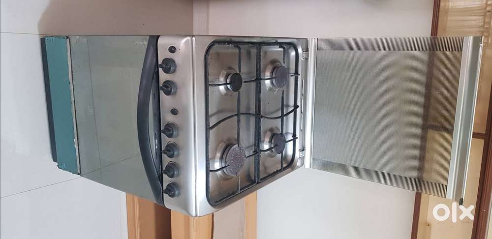 Indesit (Italian) Brand Cooking Range (used)
