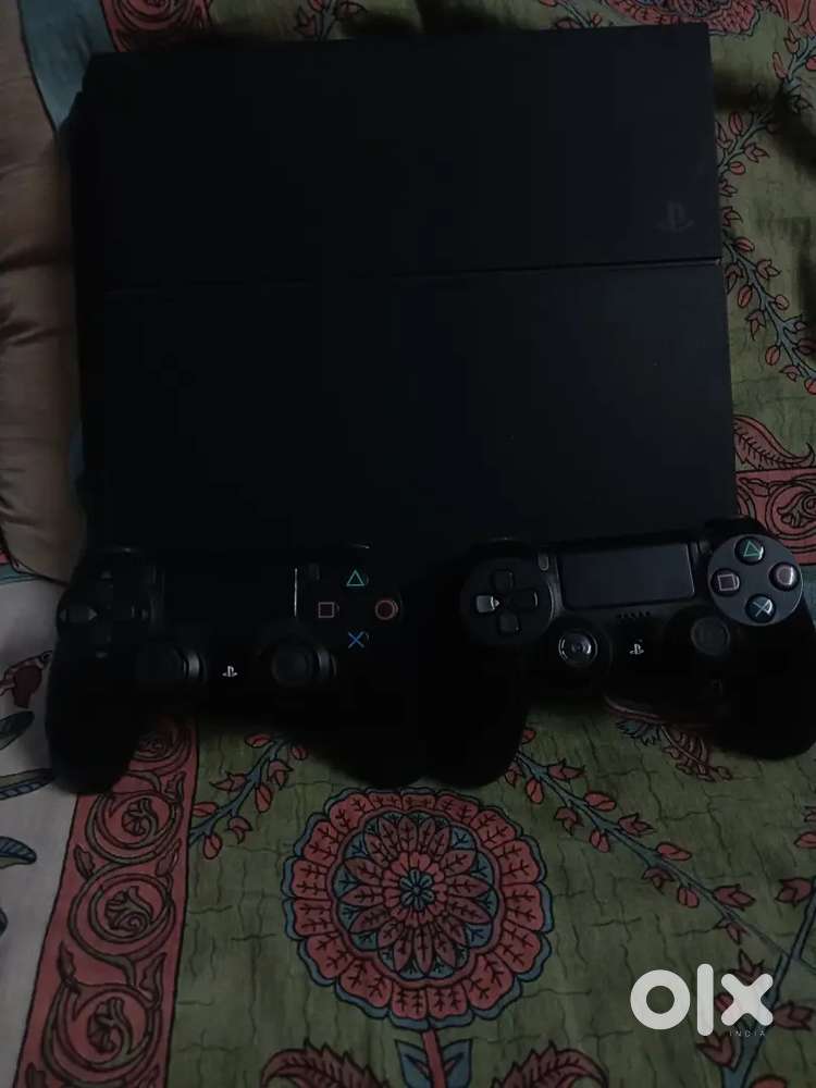 PS4 available for rent only in 450 with 2 controller