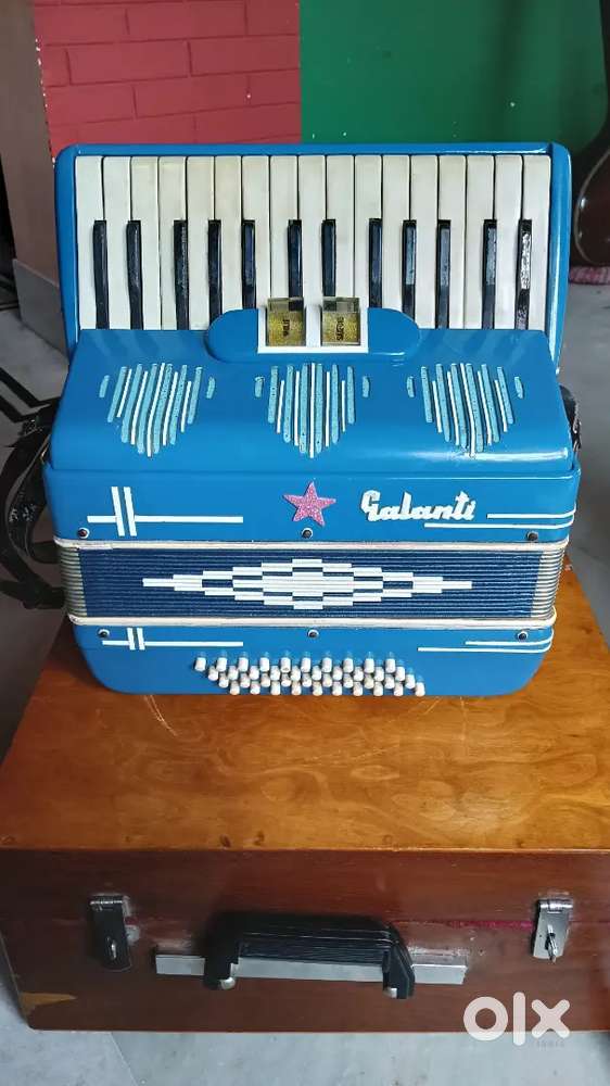 Piano Accordian selling
