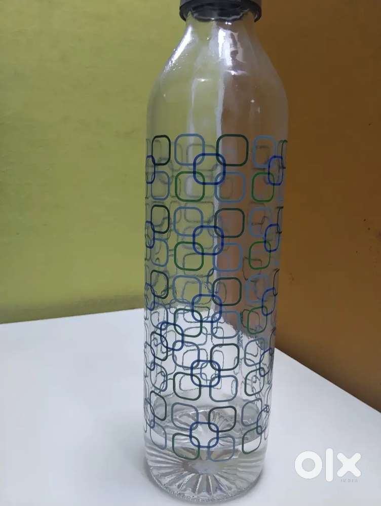 Primium water bottle in affordable price