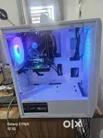 Gaming pc only 1year old new condition with 4gb graphic and i7 4th gen