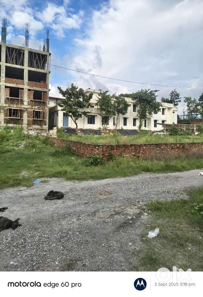 166/-Gaj 2 Side Open Plot For Sale at Madhur Vihar S.Dhara Road D