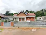 തൊടുപുഴ പാലാ റോഡിൽ അടുത്ത് 14സെൻ്റിൽ പുതിയ 4bhk വീട്