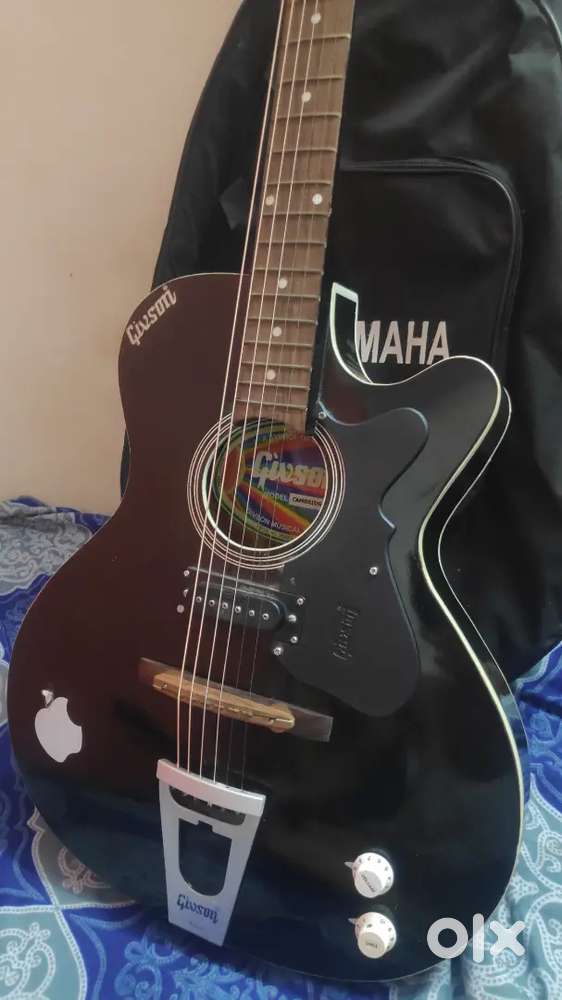 Acoustic guitar for sell