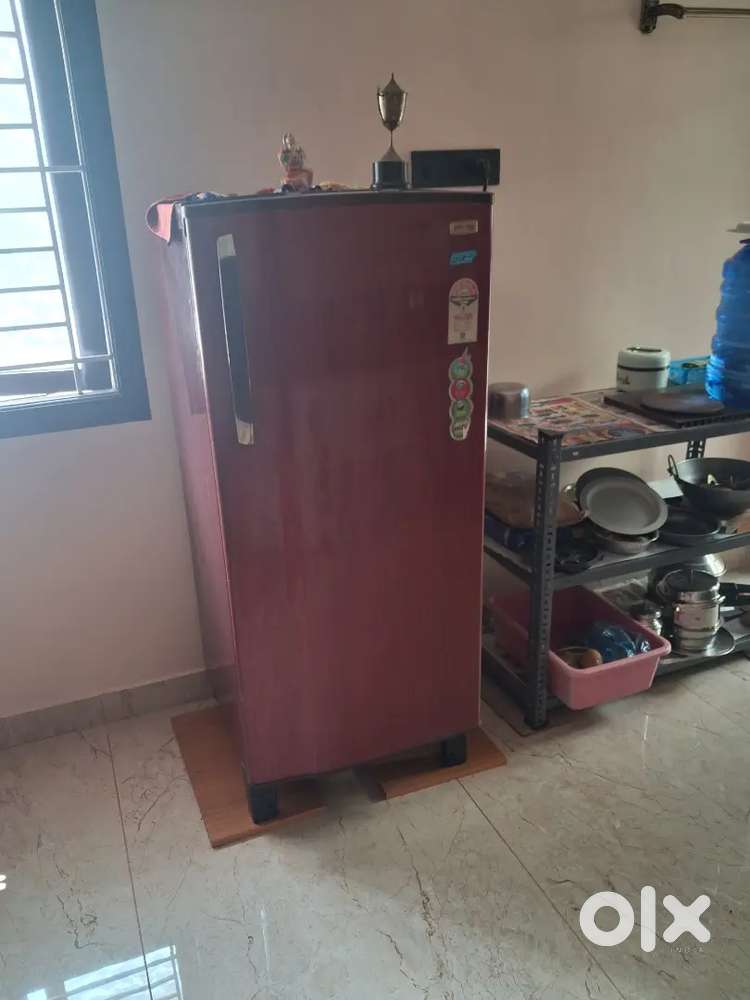 godrej edge 3years used fridge in good working condition