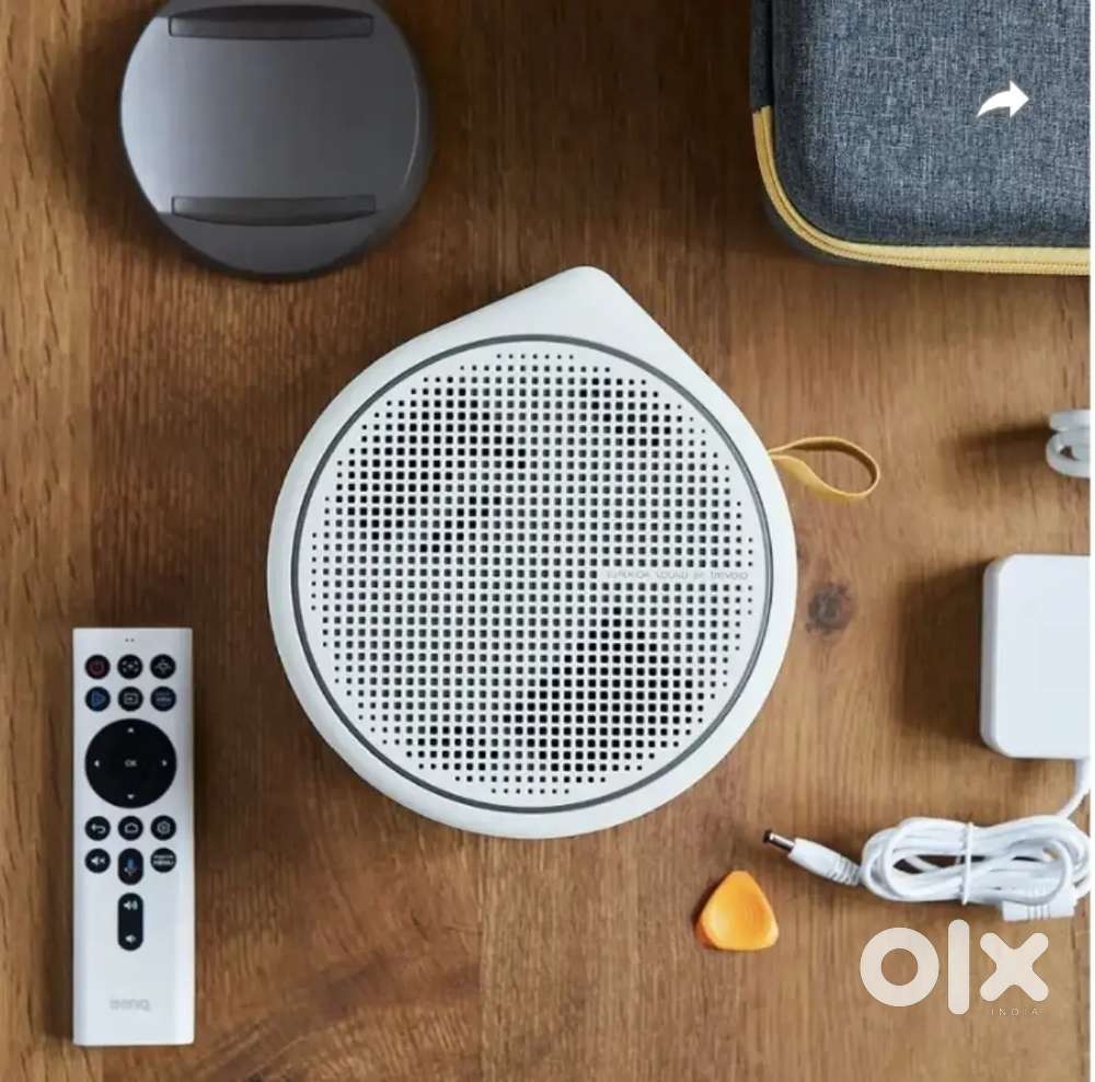 Benq projector GV30 360 Wireless with speakers