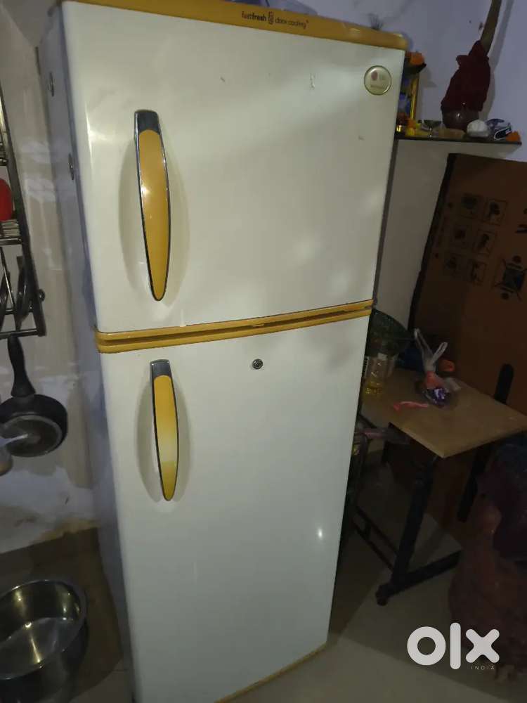 LG DOUBLE DOOR COOL FRIDGE