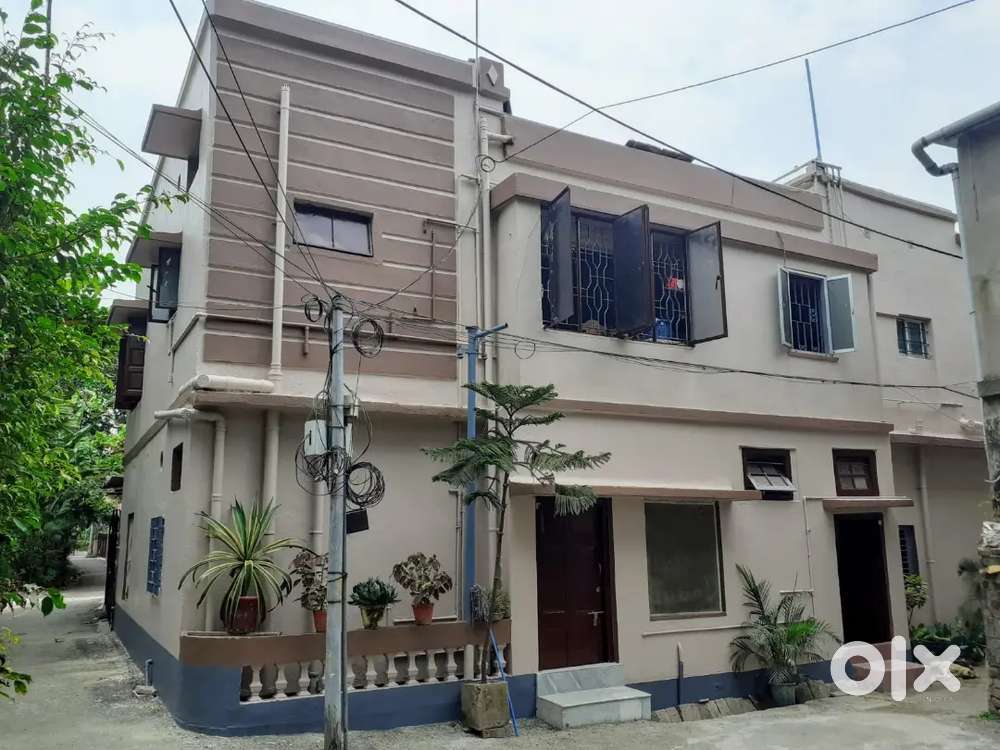 Male PG at near Sakhar Bazar Metro station