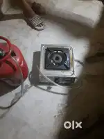 Gas stove with gas
