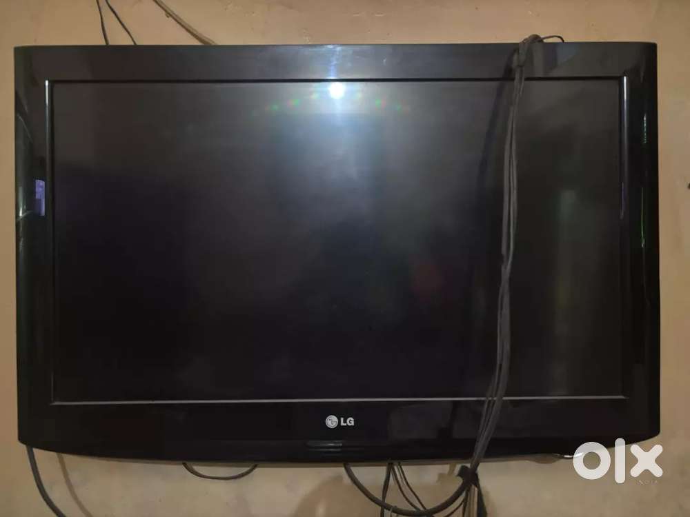 32' inch LG LCD Tv for sale