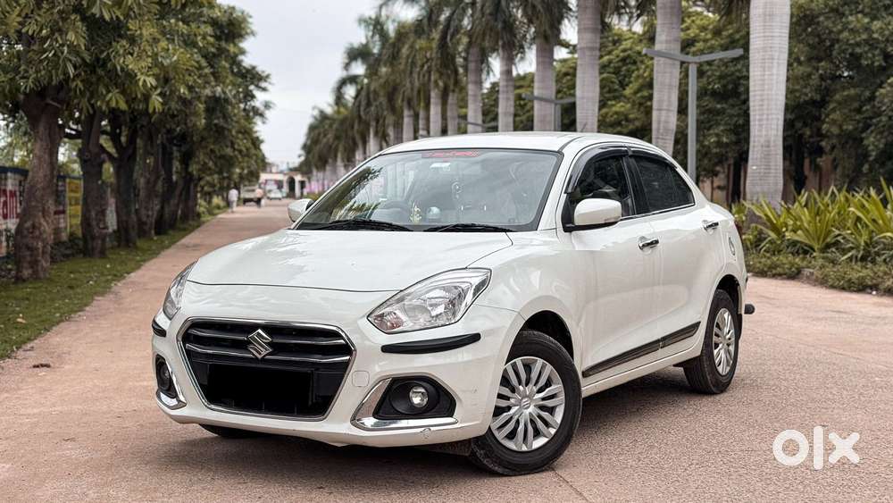 Maruti Suzuki Dzire 1.2 VXI, 2023, Petrol