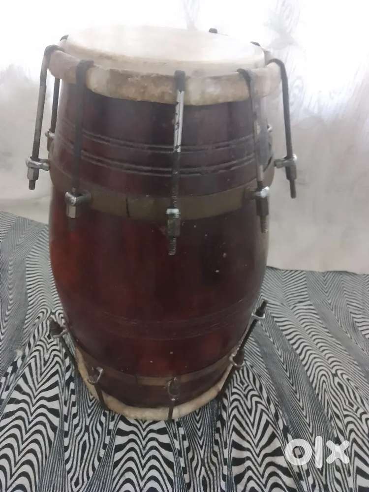 Dholak instrument