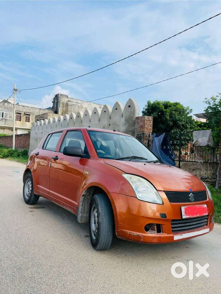 Maruti Swift lxi well maintained, budget friendly, city drive car