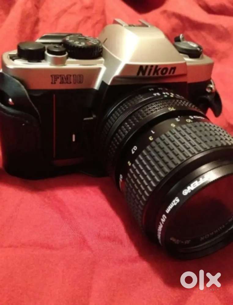 Nikon FM-10 35mm SLR Camera