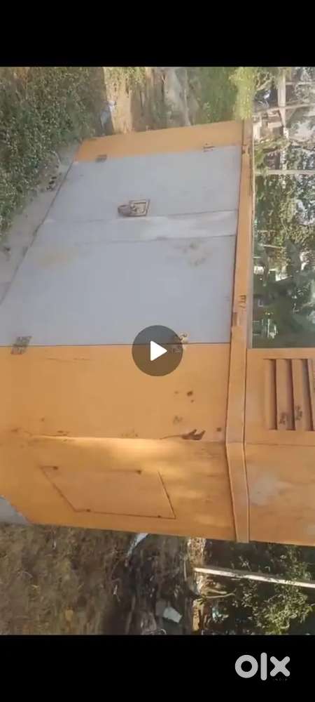 Mahindra dg 25kva,3ph