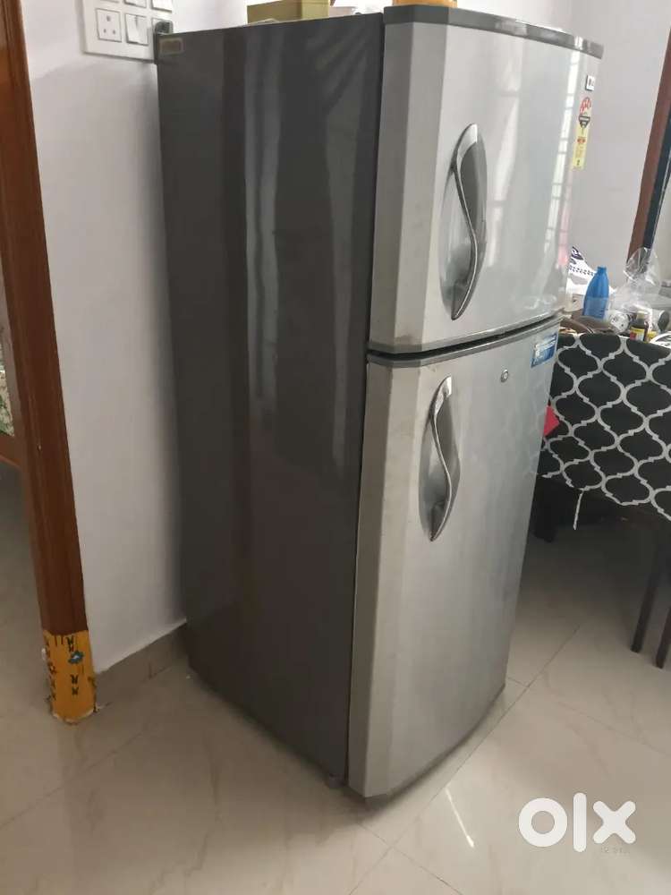 230 ltrs LG fridge