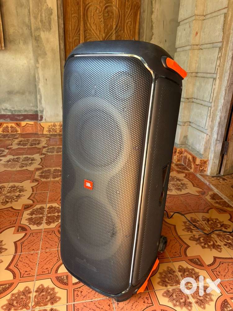 HARMAN BY JBL             JBL PARTY BOX 710