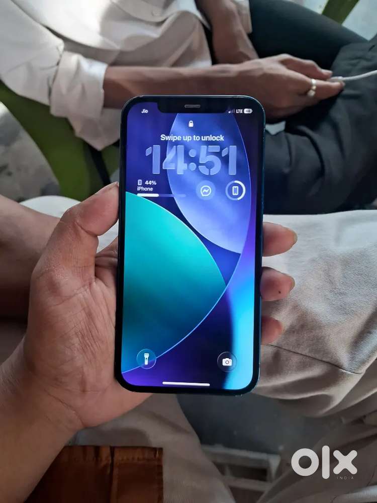 Iphone 12 , 128Gb ( YEAR 2022)