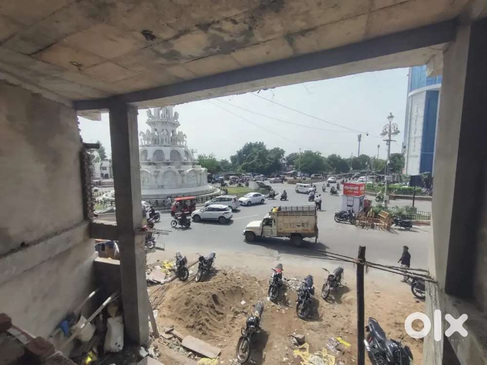 SUPER PRIME! Commercial Space on Lease - Ghoda Baba Chauraha, KOTA
​