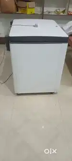 Voltas Gaddi freezer convertible