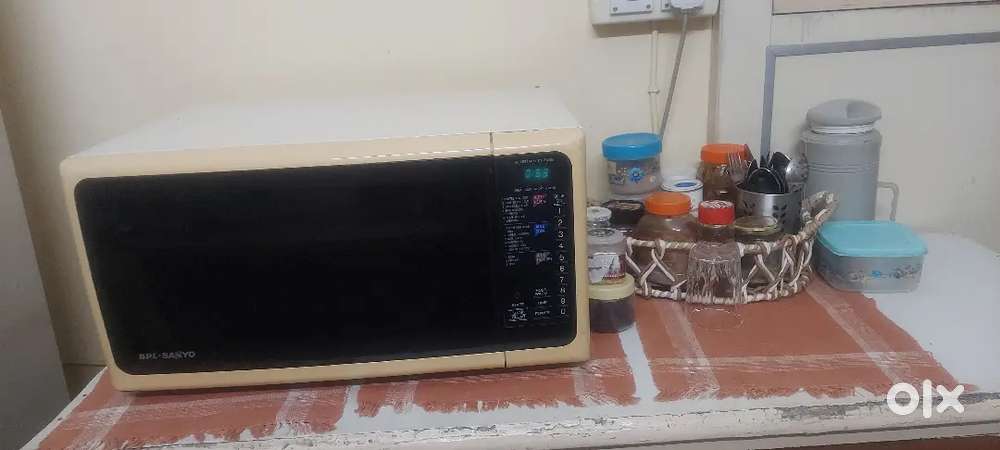 Microwave oven