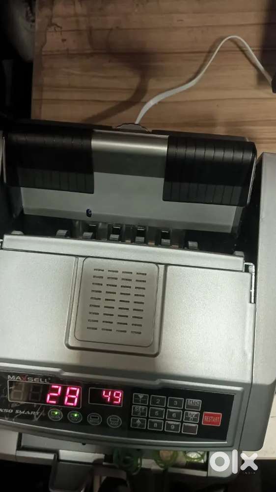 Cash counting machine