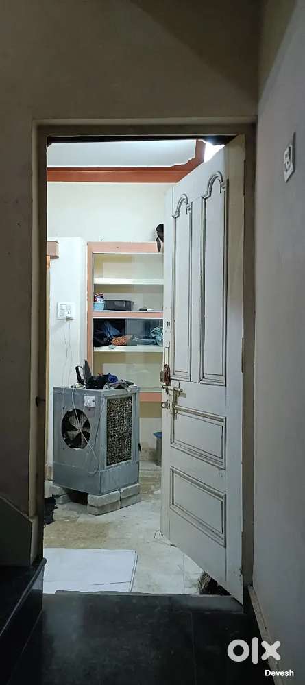 Single Room Rent (Boys)