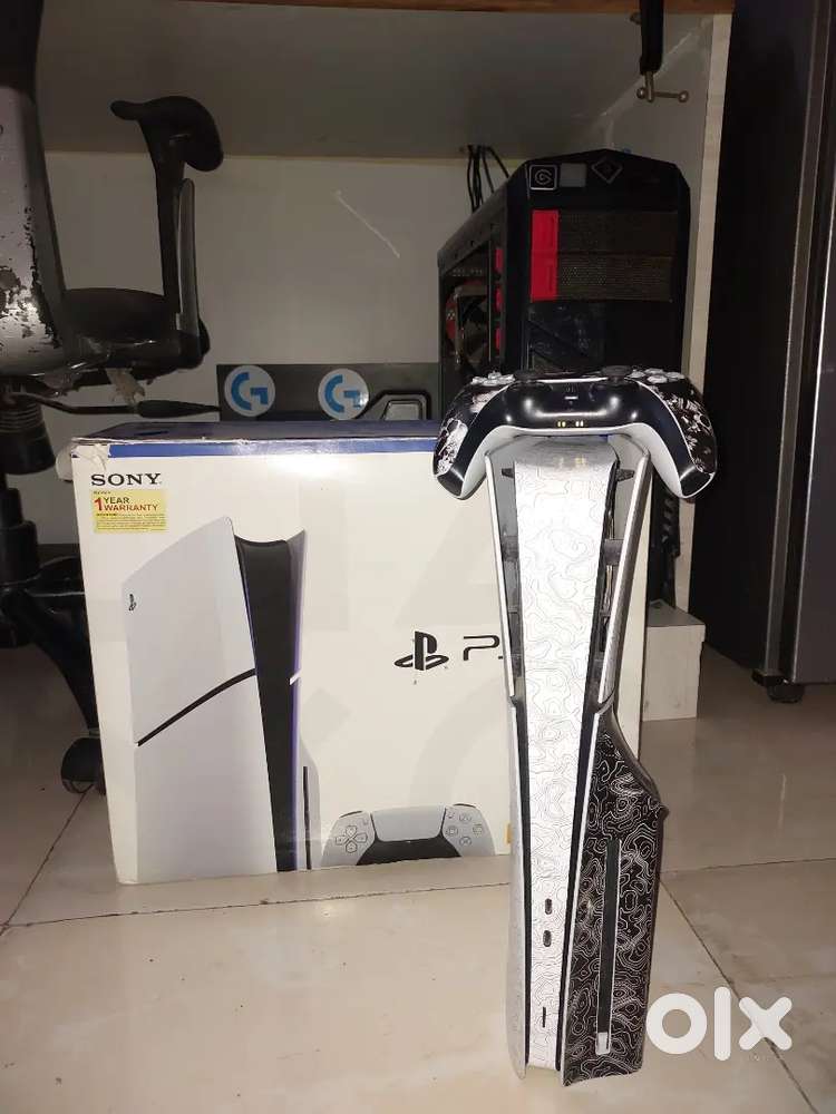 PS5 SLIM DISC EDITION WITH AAA GAMES