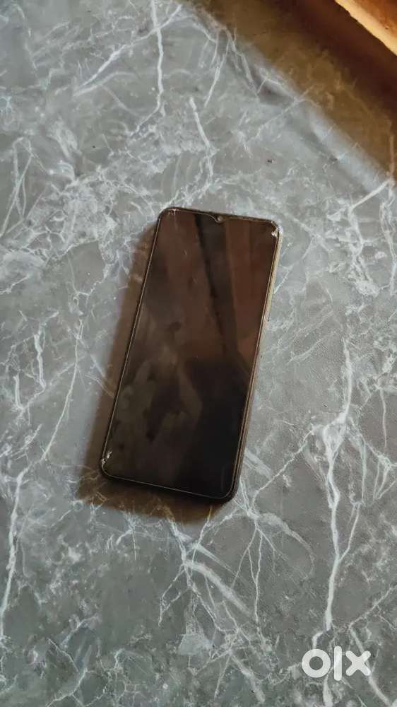 Iq z6 lit 5g 6 128