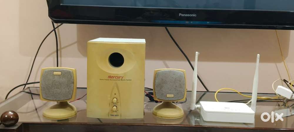 Amplifier with speakers - mercury