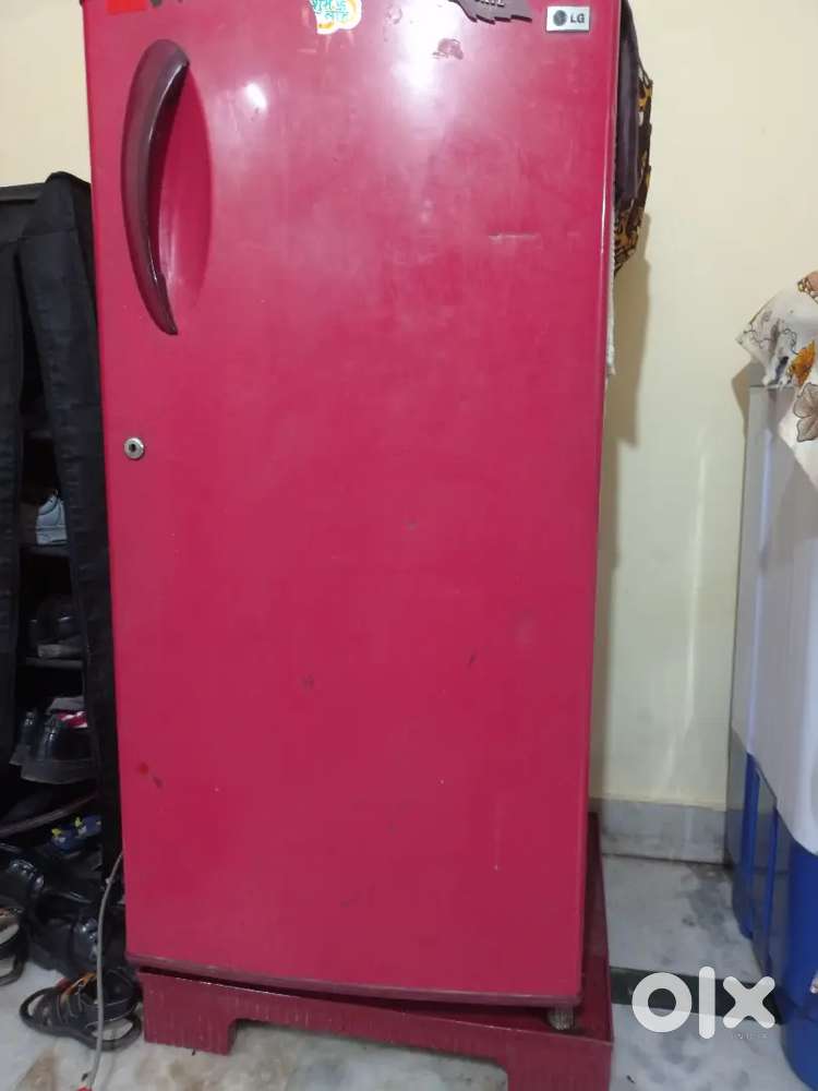 LG  Fridge  180 Liter