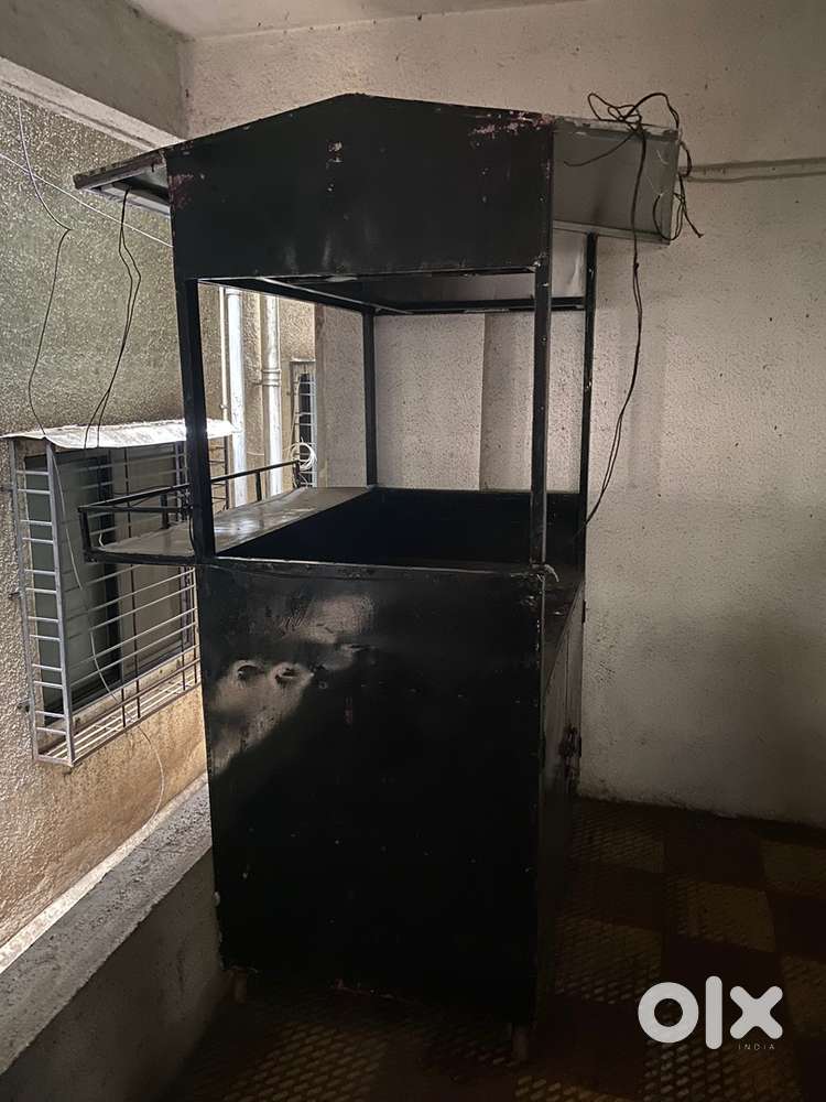 Momos counter