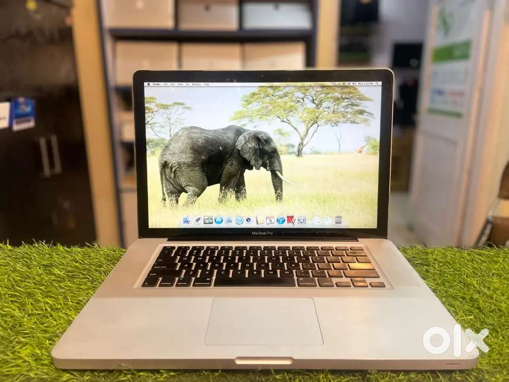 MACBOOK PRO A1286 CORE I5 4GB RAM 256GB SSD 15 INCH WITH CHARGER CABLE