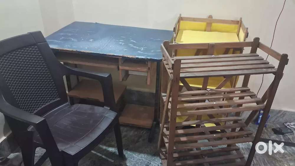 Computer table, 2 Study book rekh , 1 Chair