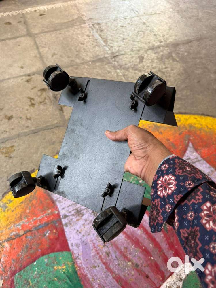 Computer CPU Trolley Quantity Available