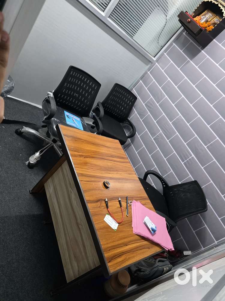 Library.  7lakh