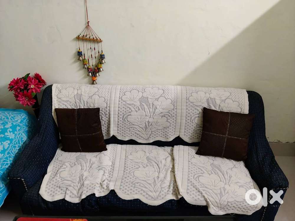 Used Sofa Set (3+1+1 Seater)