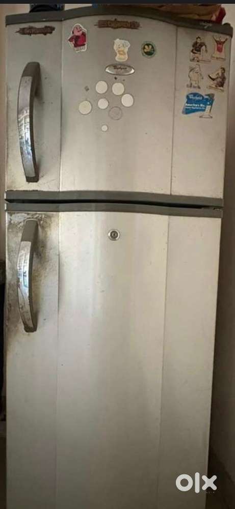 Whirlpool double door fridge